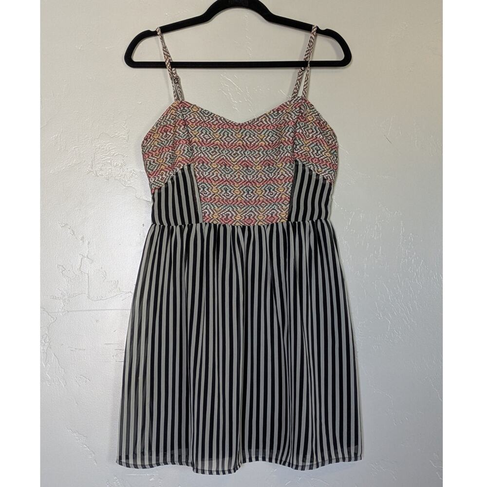 Bar III Mini Dress Size Medium‎ Stripes Mixed Media Spaghetti Strap Lined